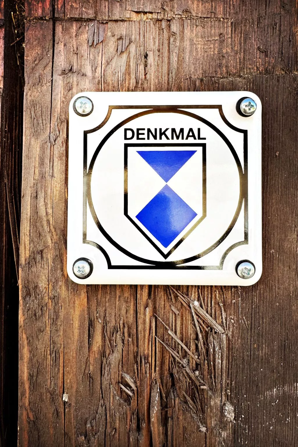 NEU!   dasErbhaus - Outside