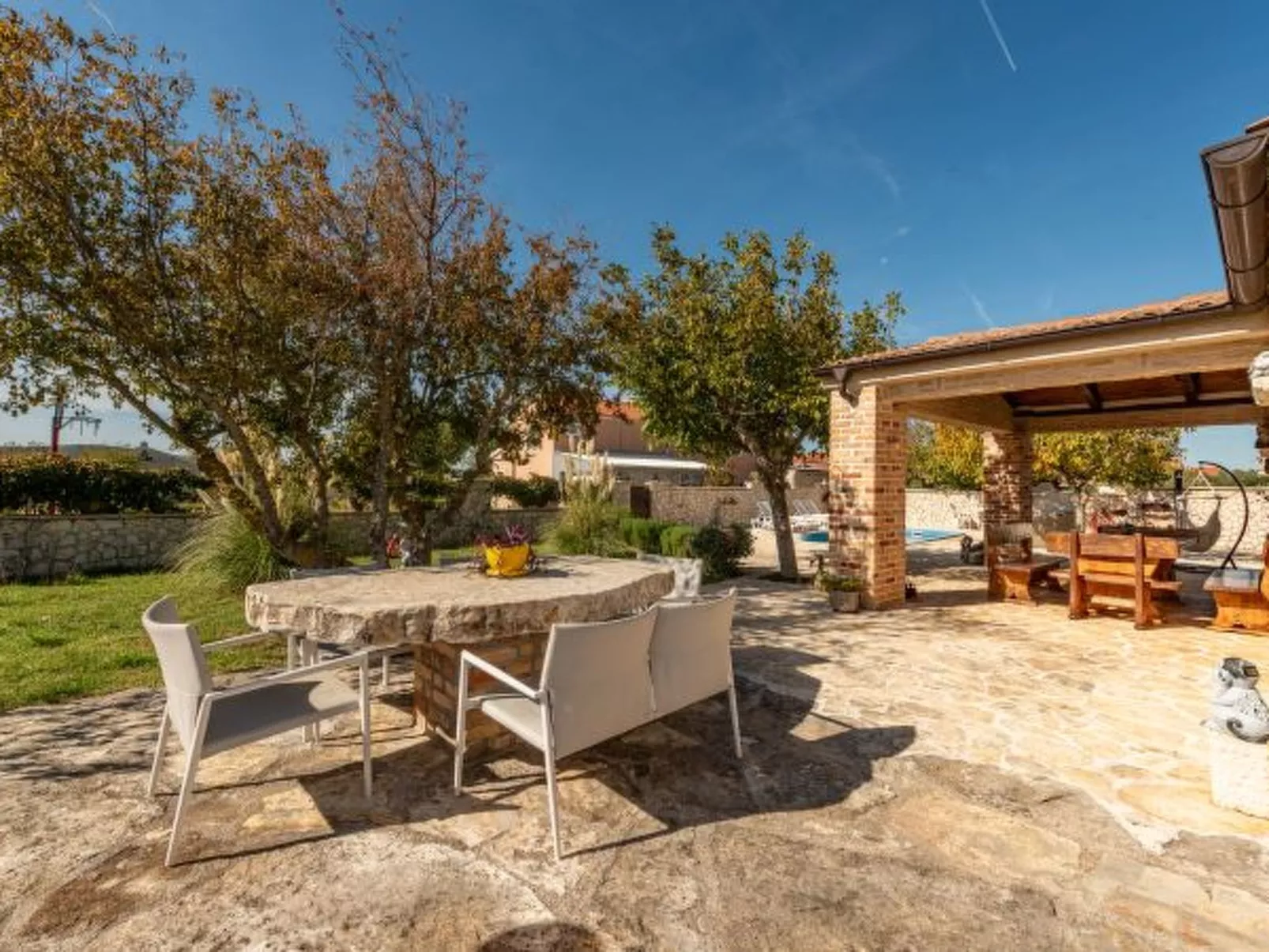 Villa Callista with Pool - Image-tags.info