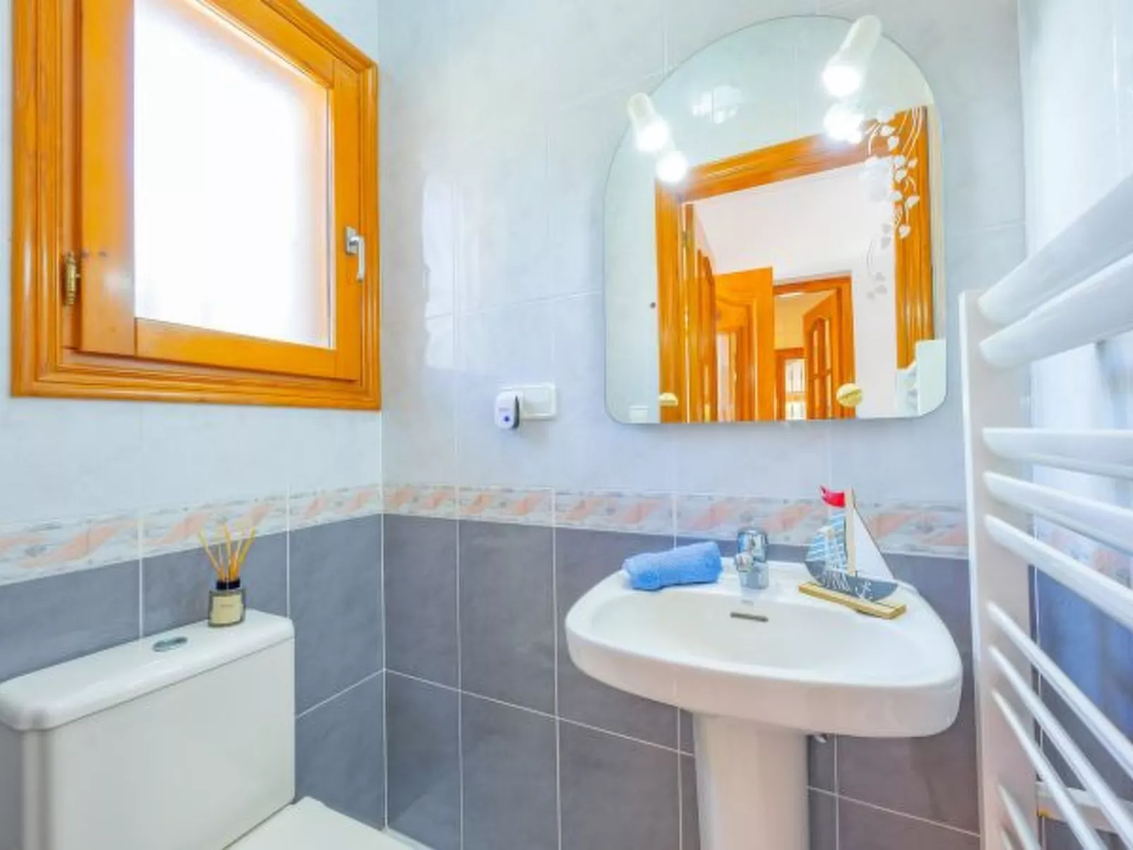 Villa Mona - PlusHolidays - Image-tags.info