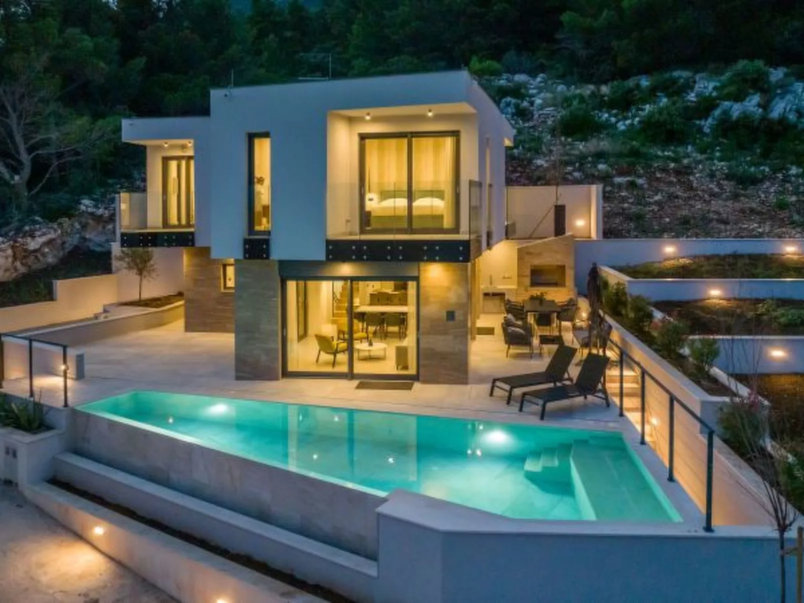 Beachfront villa Luce with seaview and pool - Dehors