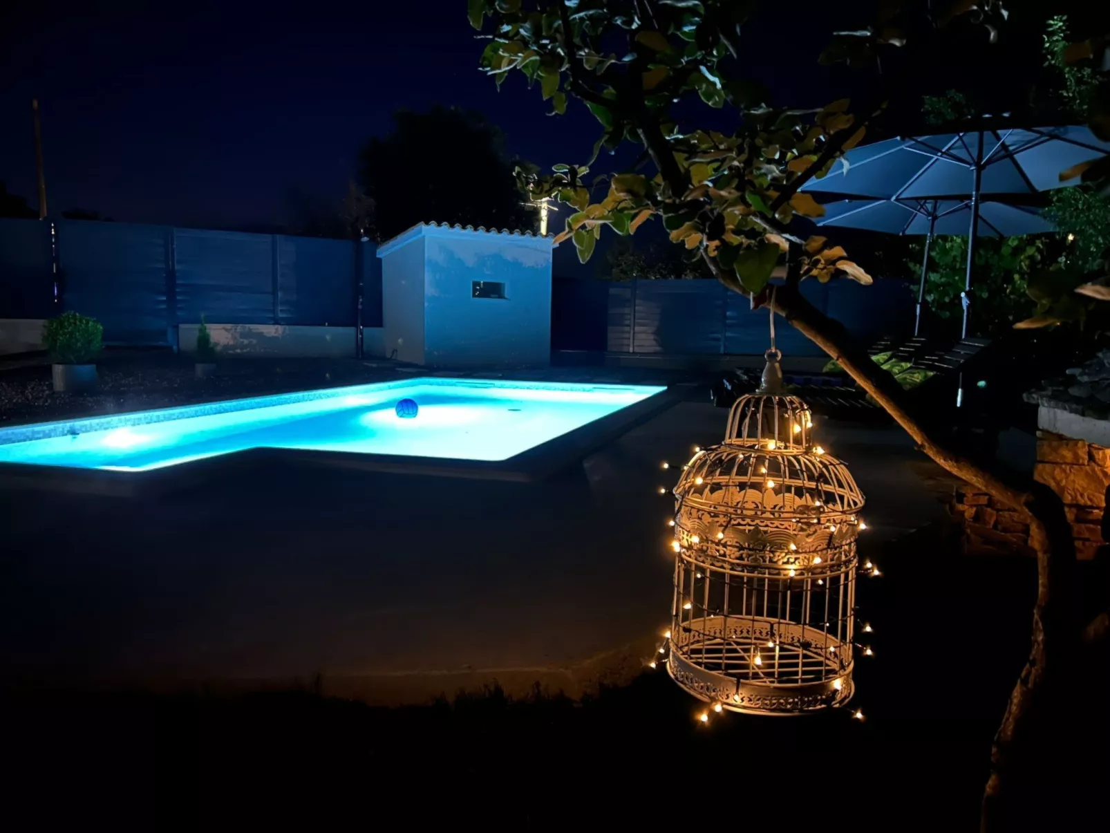 Diva mit privatem Pool - Draußen