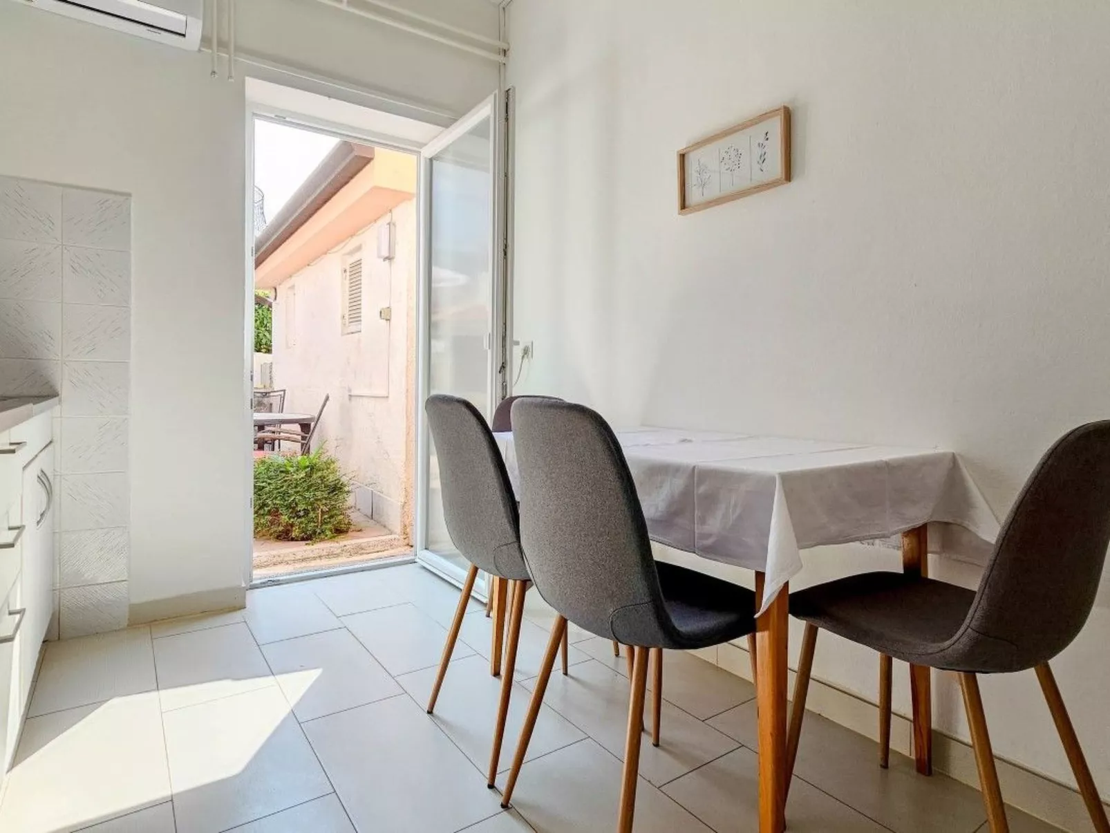 Adila 4 - Die Wohnung für 4 Personen - Drinnen