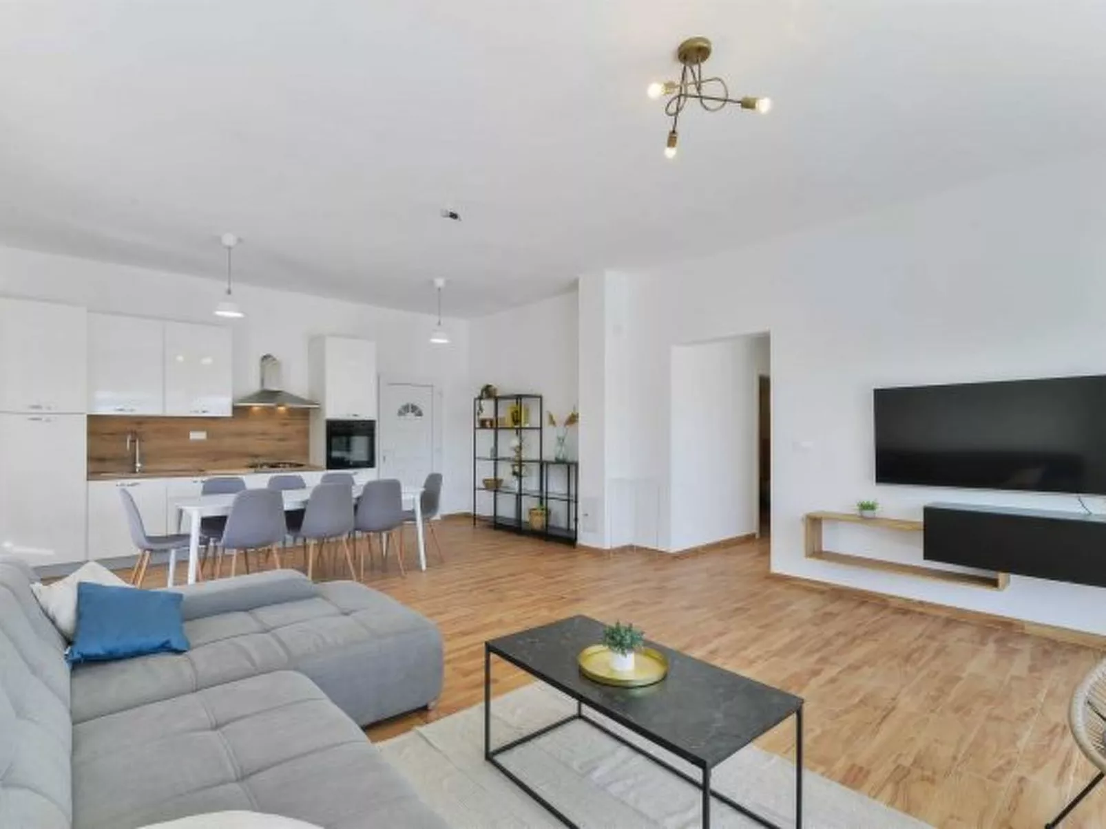 Villa Natura with pool - Image-tags.info