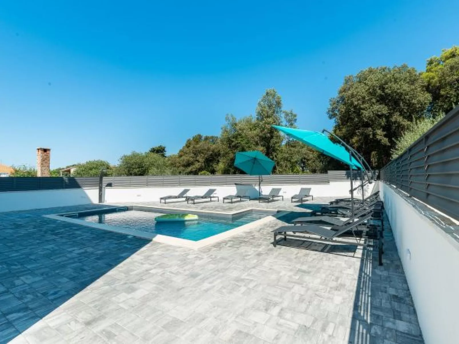 Villa Div with heated pool, Penthouse Apt. No.3 - Image-tags.info