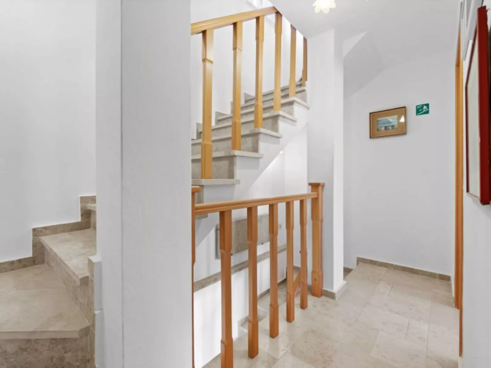 Villa Diana - Drinnen