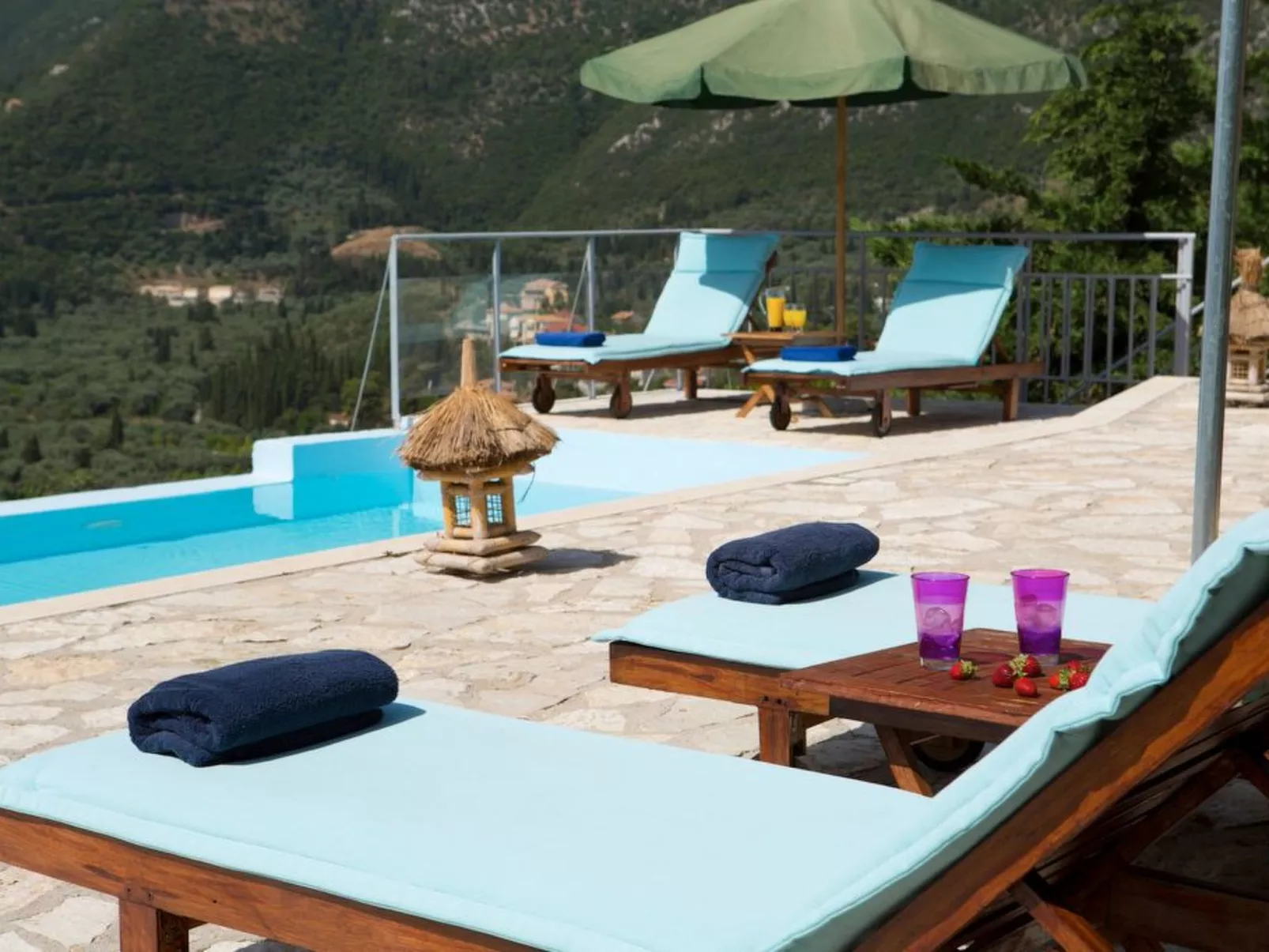 Finca "Lily" mit Infinity-Pool - Draußen