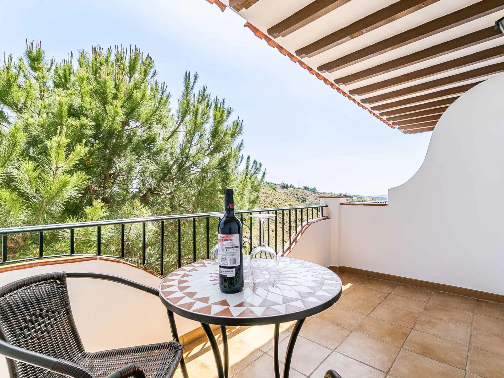 Hacienda Competa - Inside