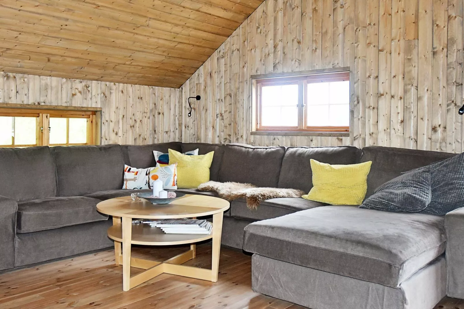 8 person holiday home in Lesund