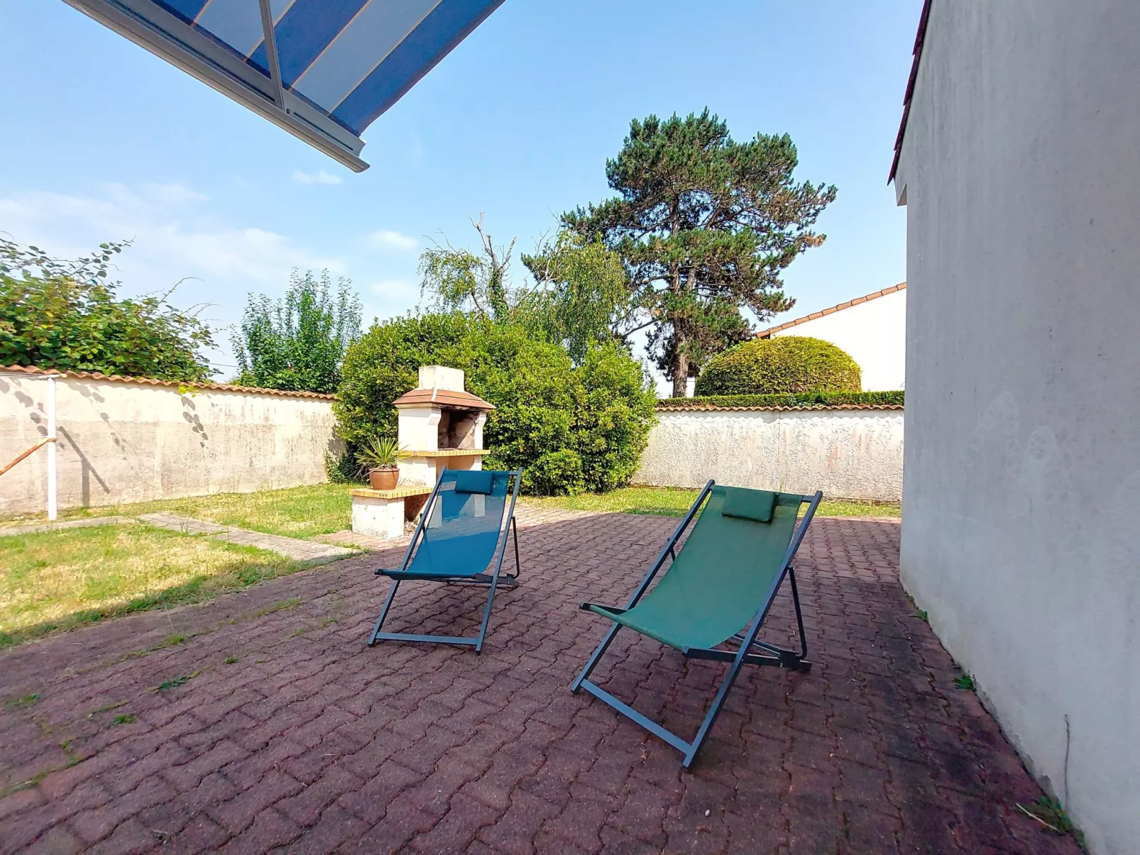 Maison des Groies - Outside