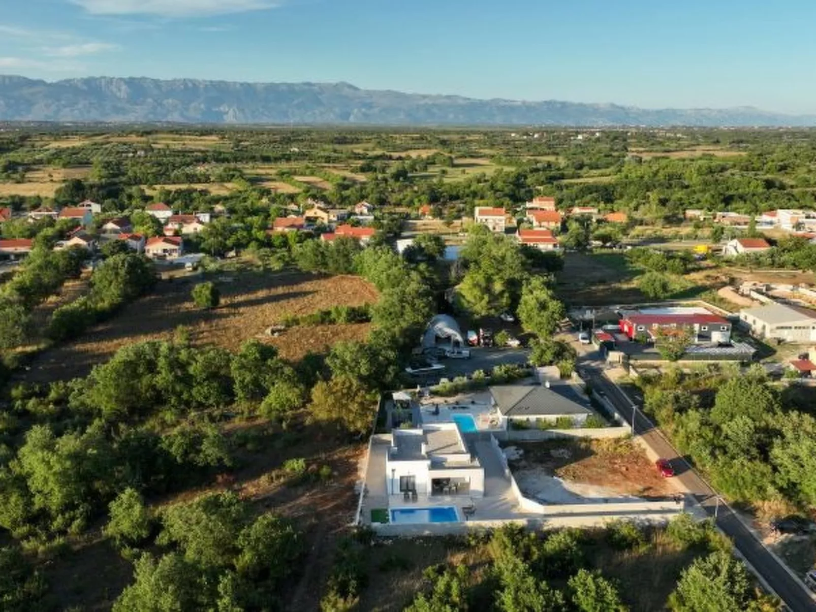 Villa Zara Blu with pool - Image-tags.info