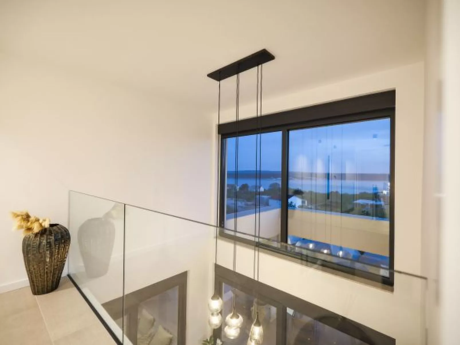 Villa Novue with pool - Image-tags.info