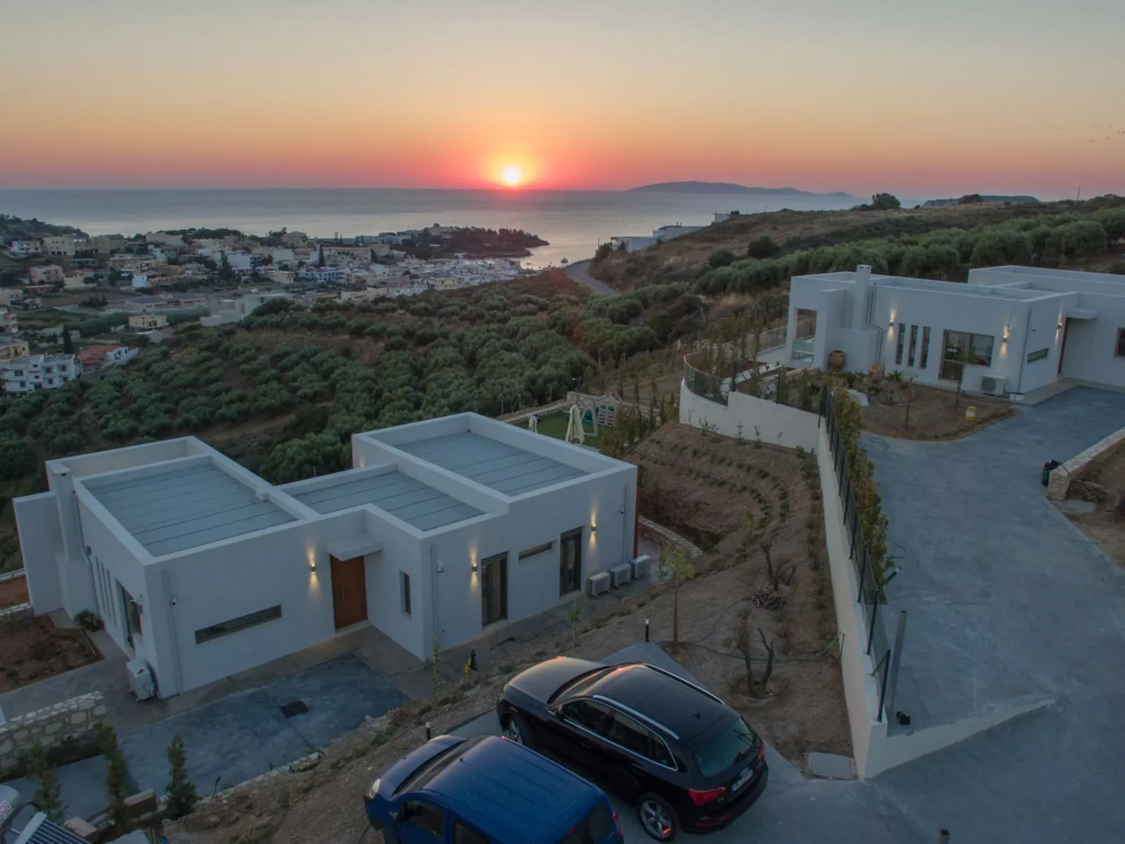 "Villa Kallia" mit Infinity-Pool - Outside