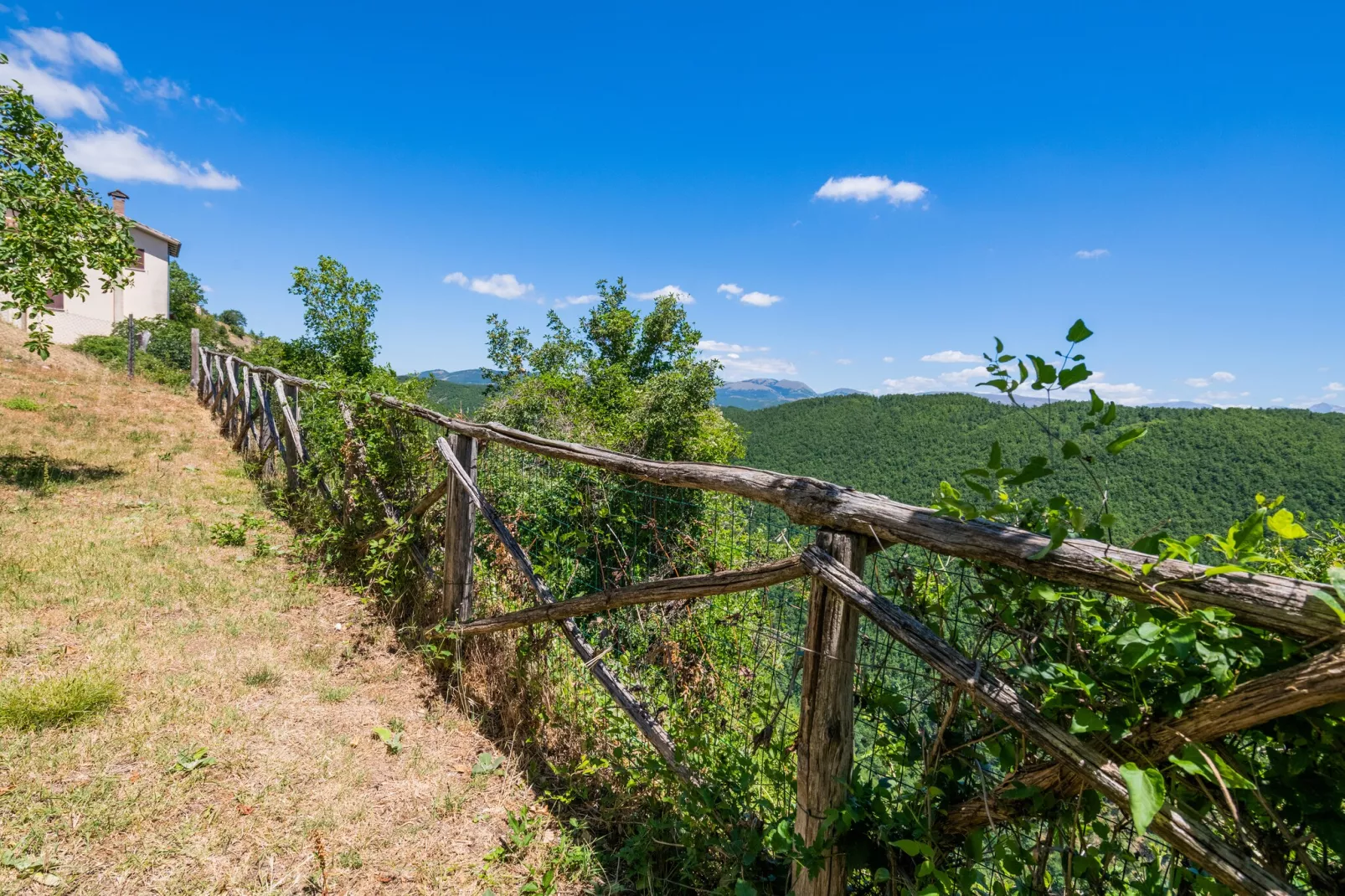 Fonni Blu Due - Aussicht Sommer