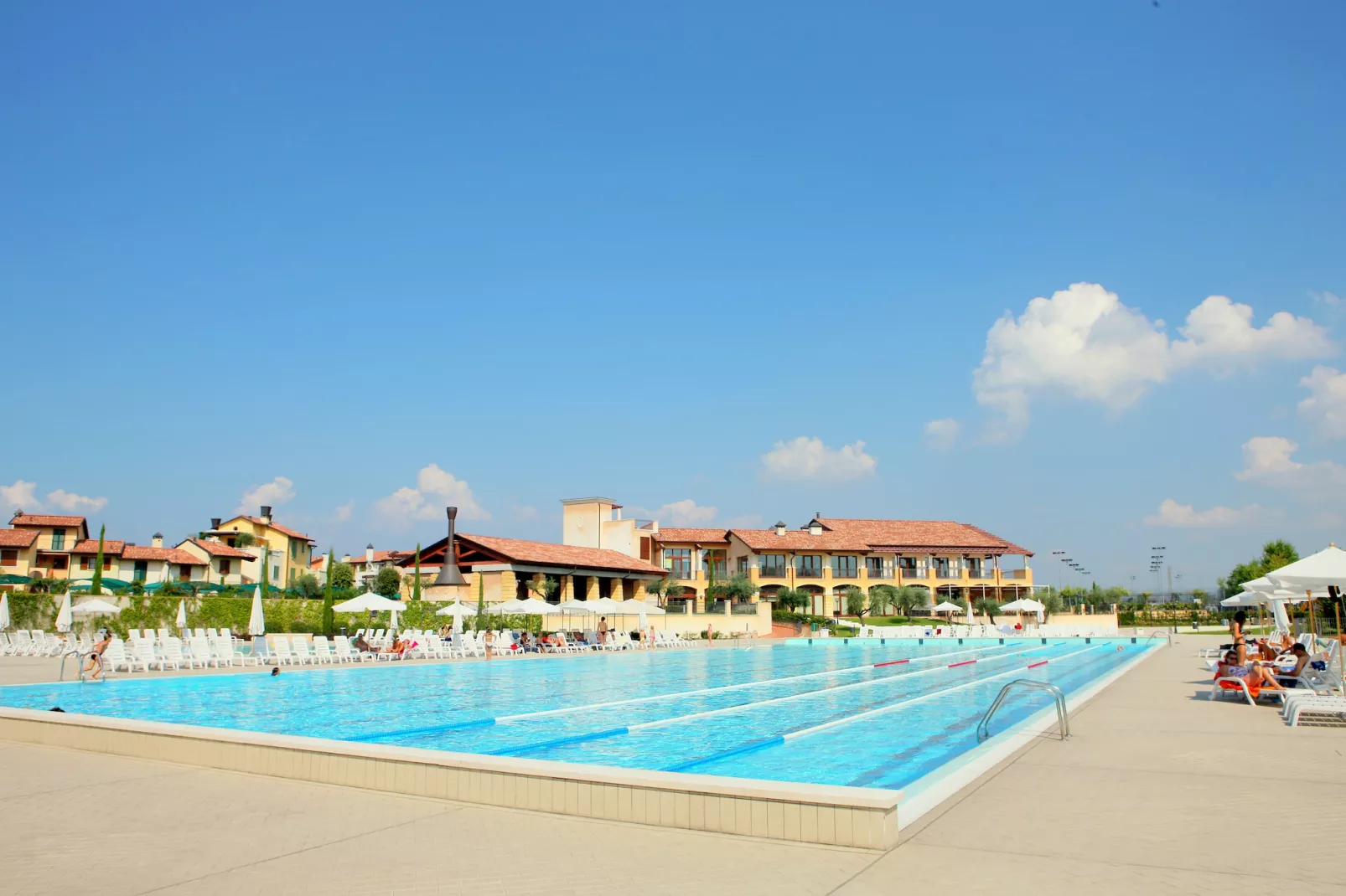 Garda Resort Village - IT-37019-001 - B4 1P Std - Außenbereich Sommer