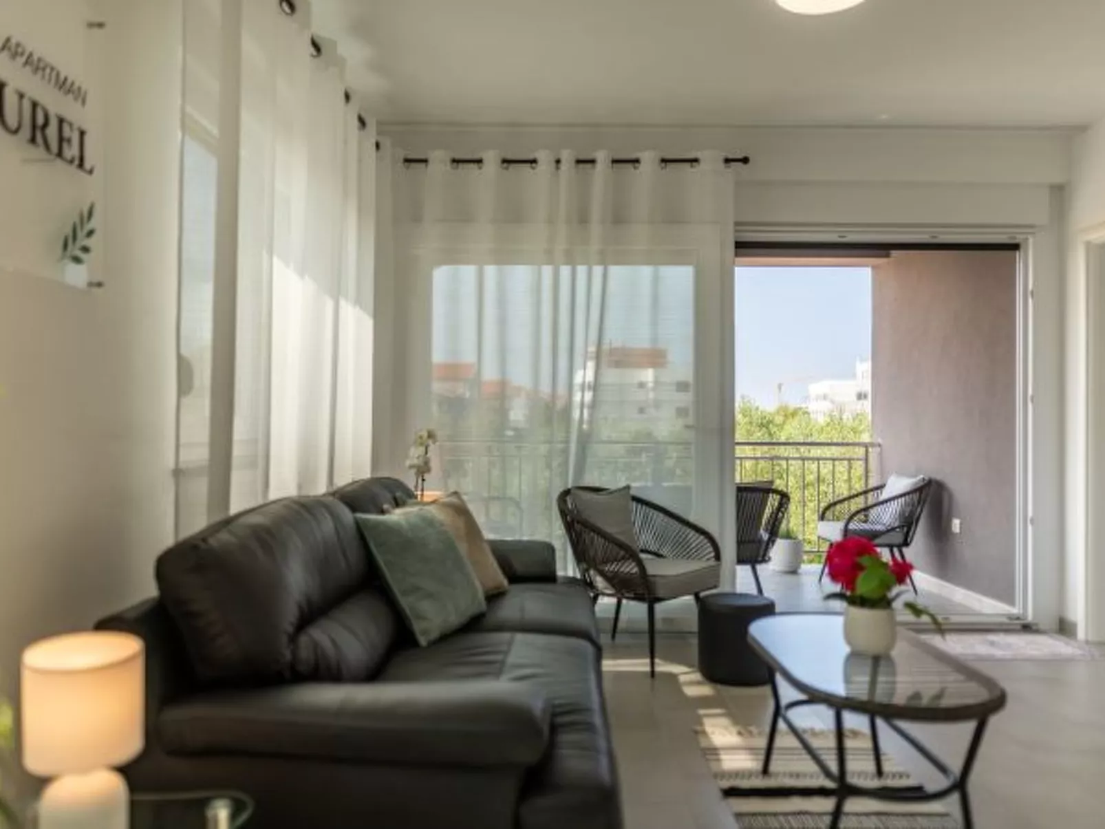 Apartment Laurel near the sea - Image-tags.info