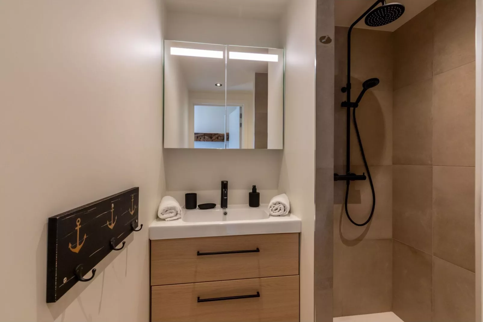 Lepelblad 42-Bathroom