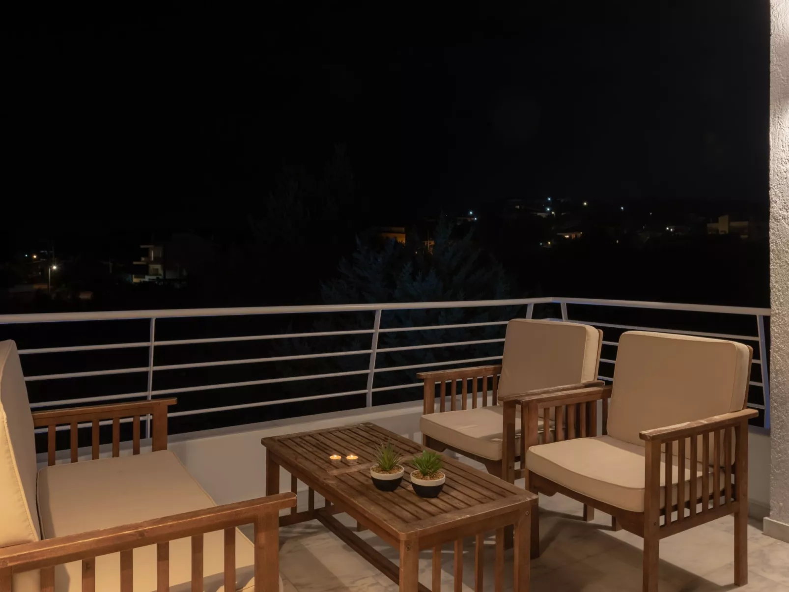 Evaeri Villa - Draußen