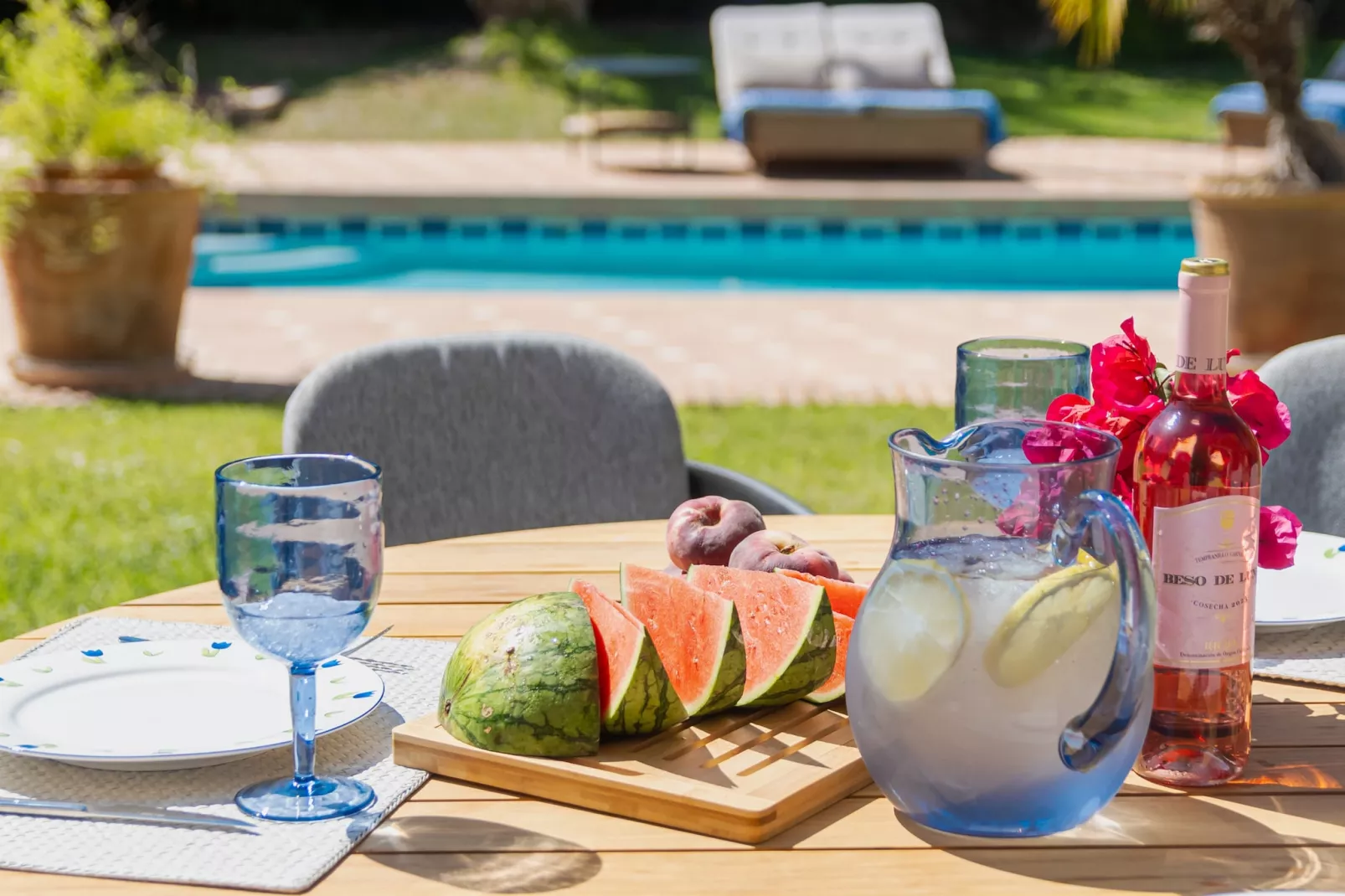 Charming Andalusian-Style Beach Villa - Ambiente