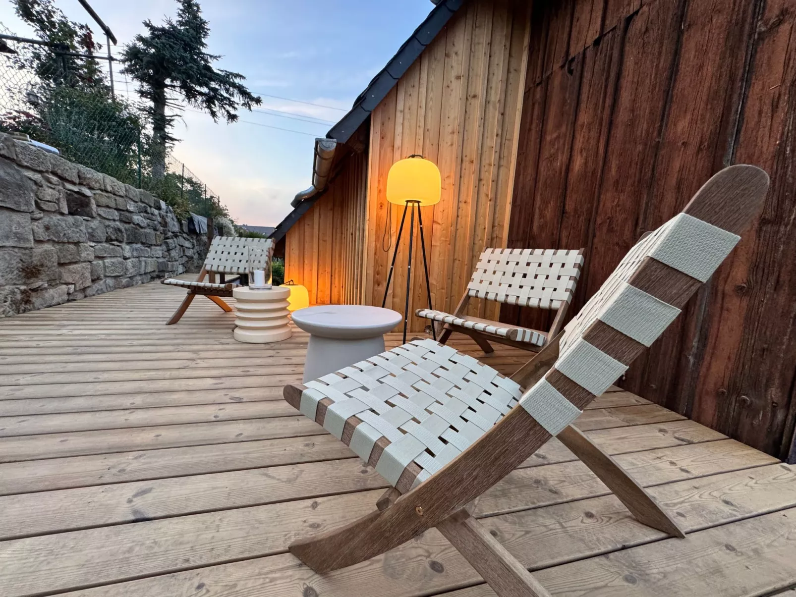 NEU!   dasErbhaus - Outside