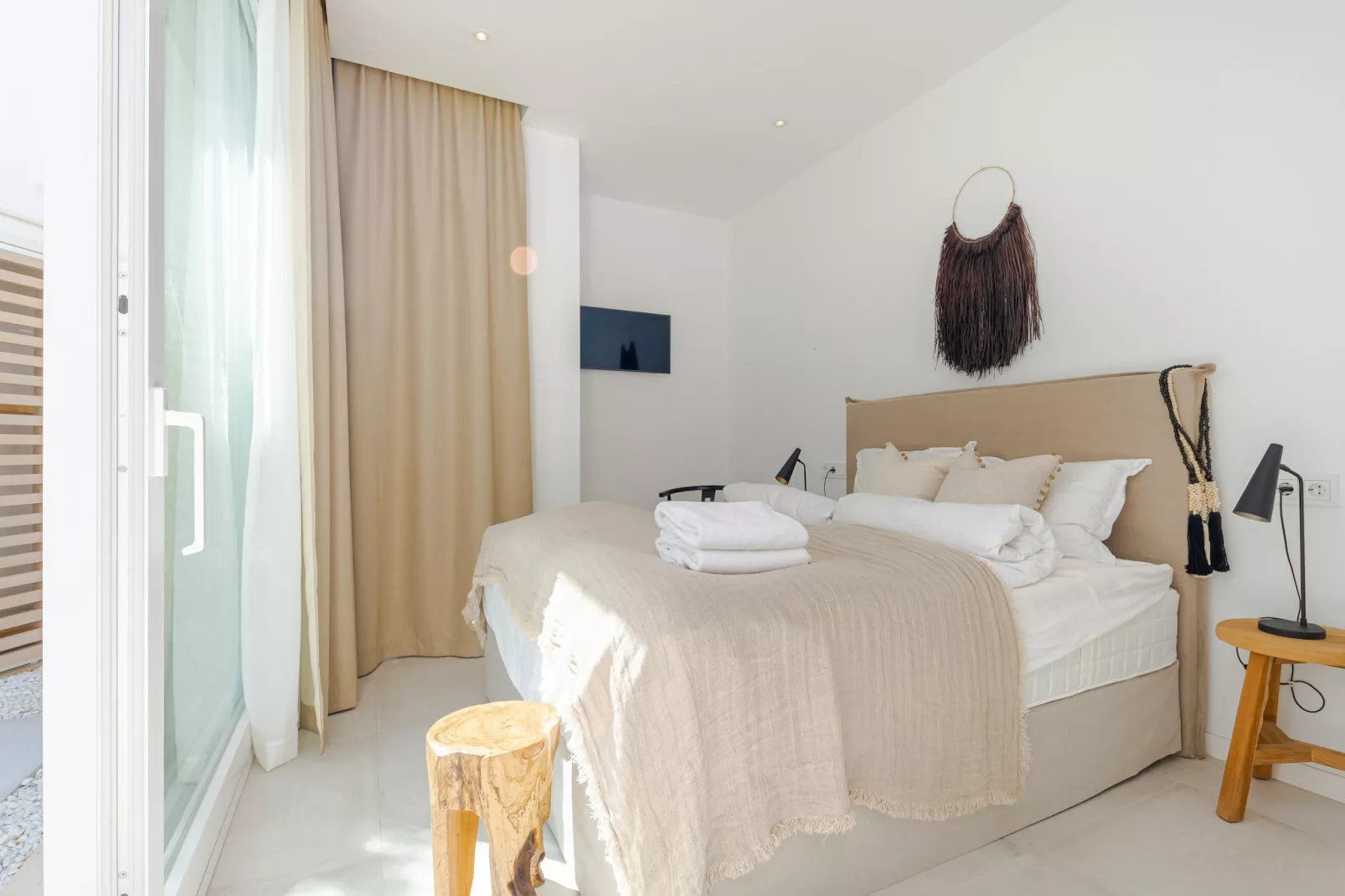 Unique & Luxurious Villa with Heated Pool! - Bedroom