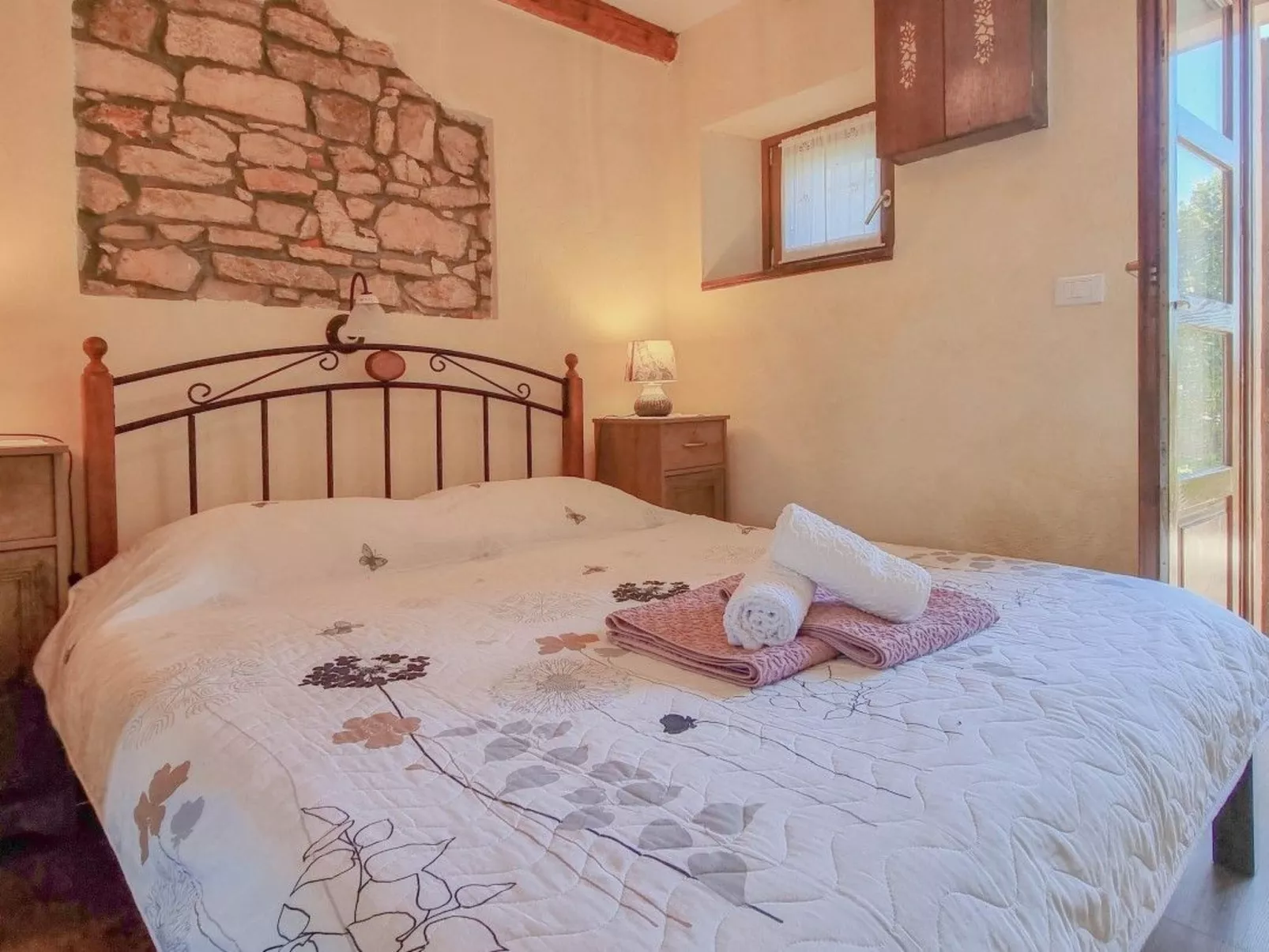 Für 2 Personen ca. 30 m&sup2; in Novigrad, Adriaküste Kroatien (Westküste von I - Drinnen