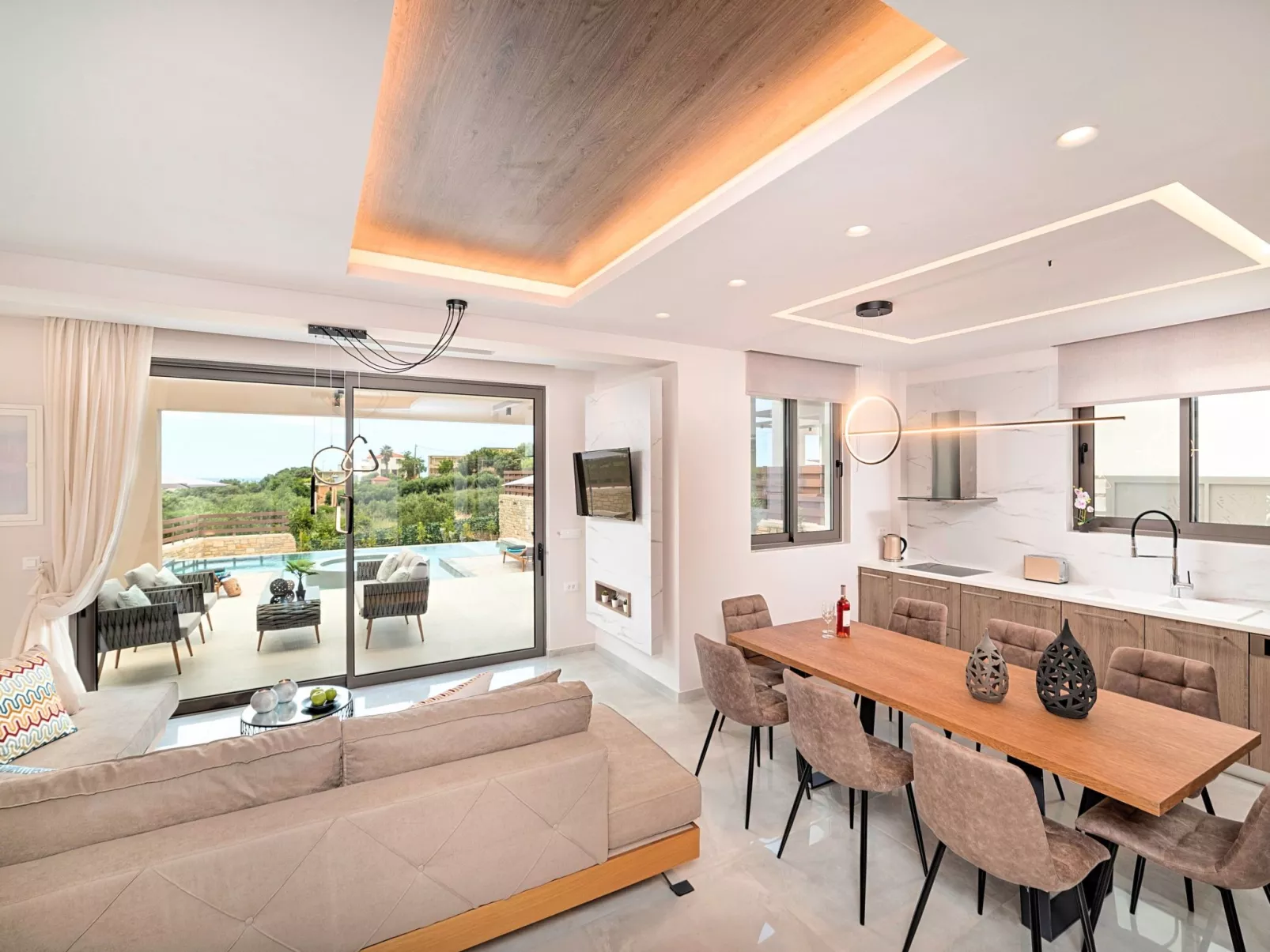 Villa "Minoas Grand" mit Blick auf das Wasser - Drinnen