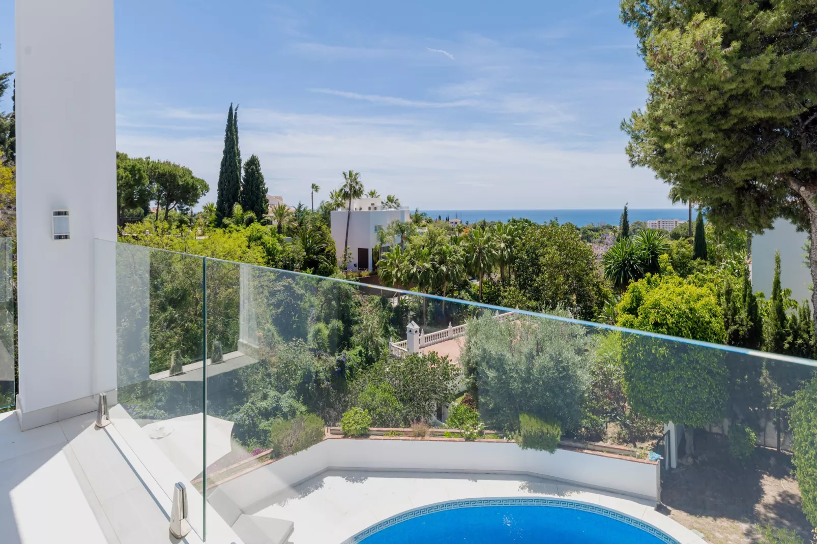 Elegant Villa with sea Views & Pool Marbella - Outdoor