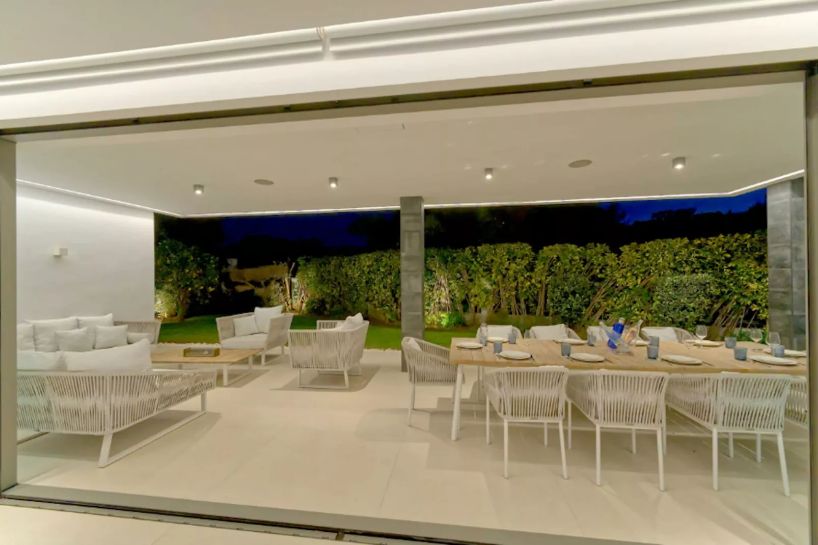 Contemporary & Very Spacious Villa Puerto Banus - Terrace