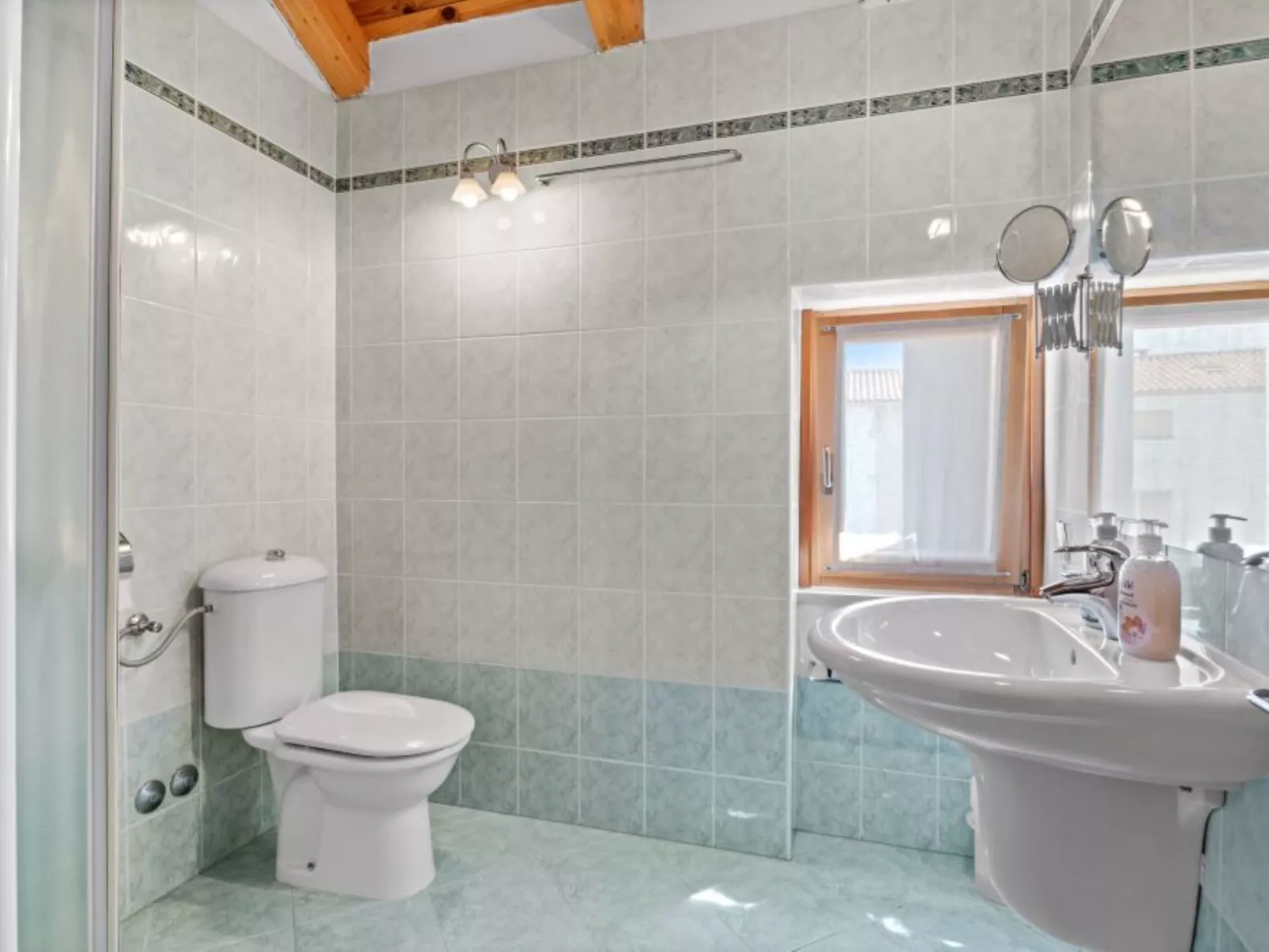 Villa Diana - Drinnen