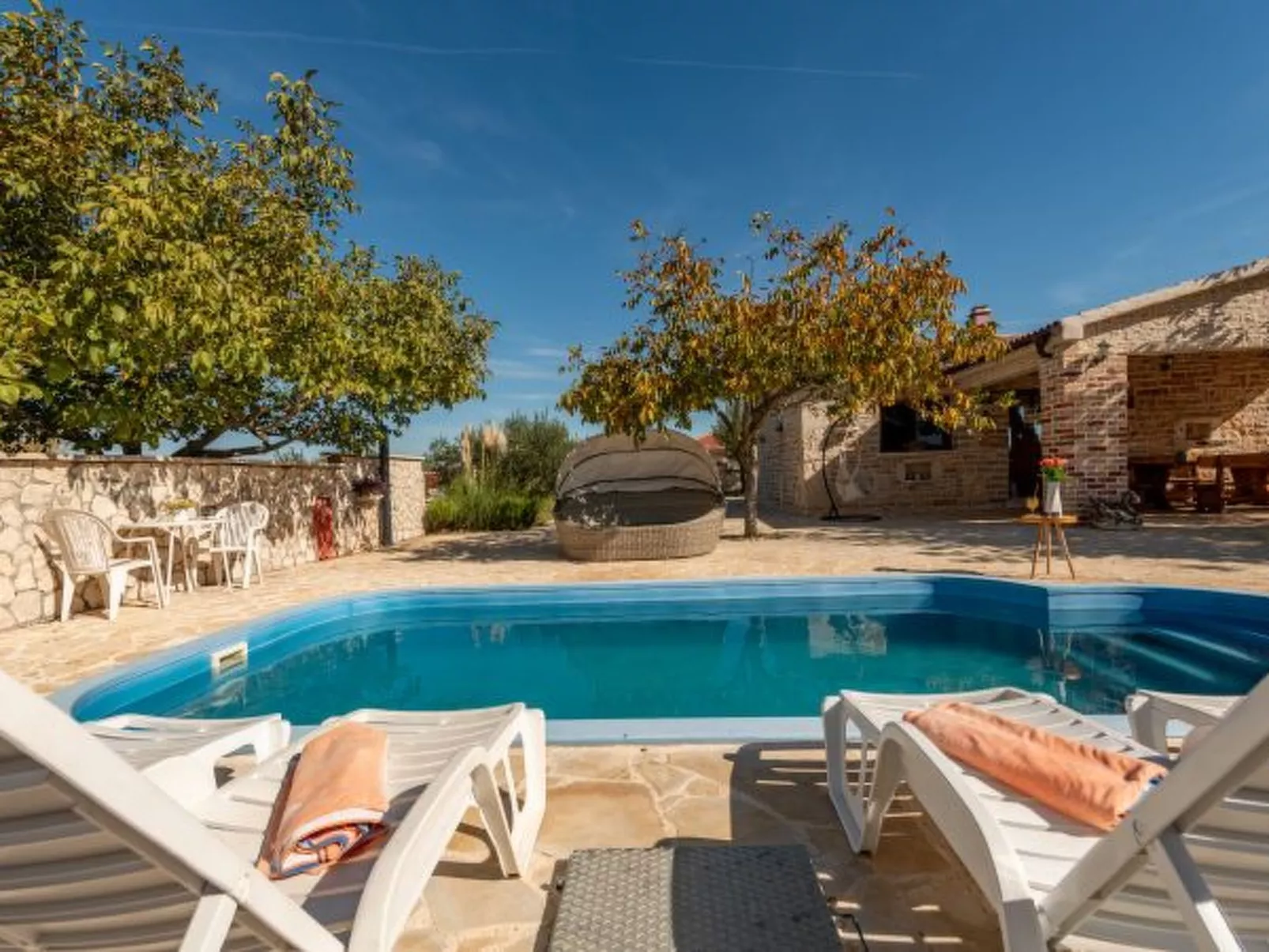 Villa Callista with Pool - Image-tags.info