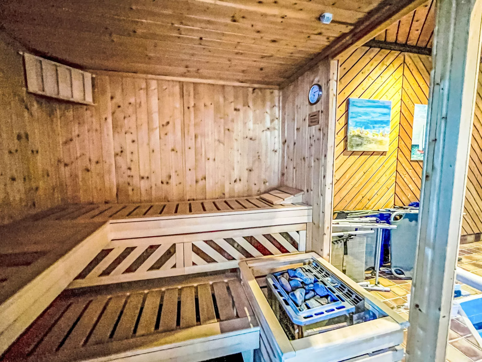 Schwarzwaldhof mit Pool & Sauna - Drinnen