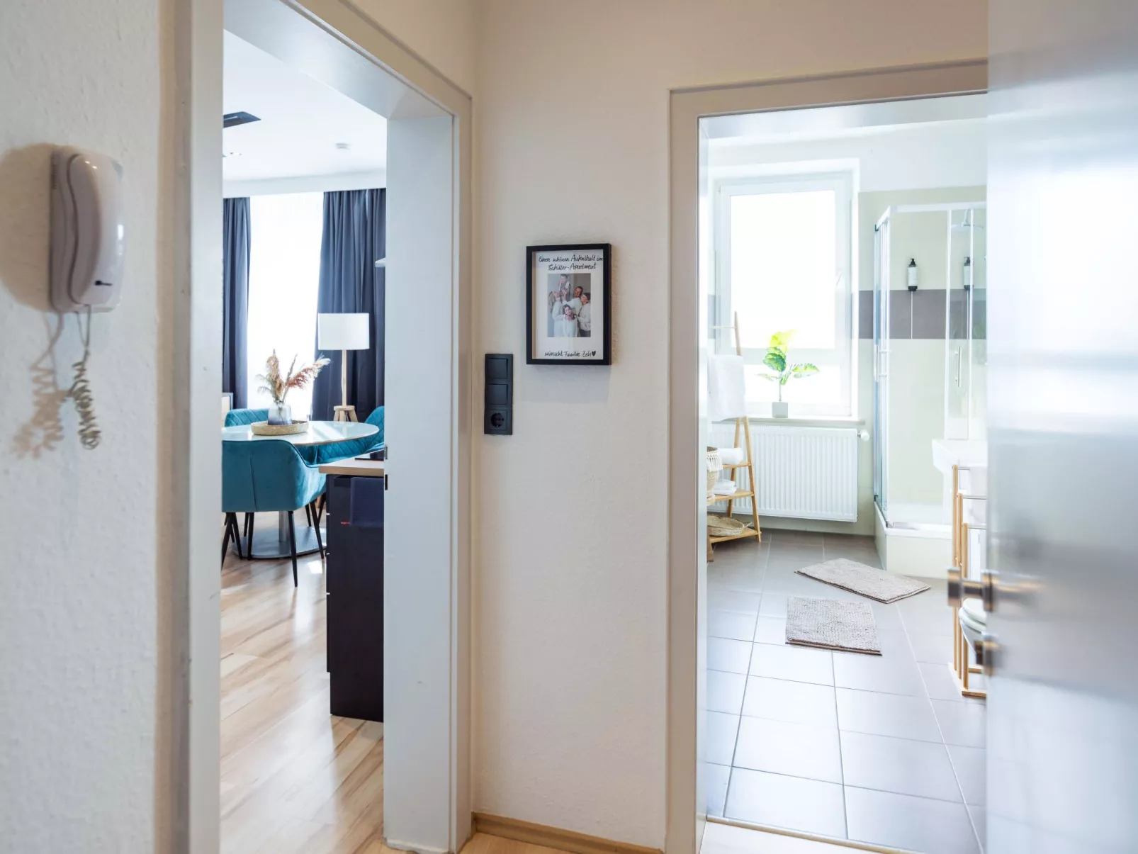 Schiller Apartment im Zentrum von Hof. Küche, Parkplatz, 250MBit Wlan - Inside