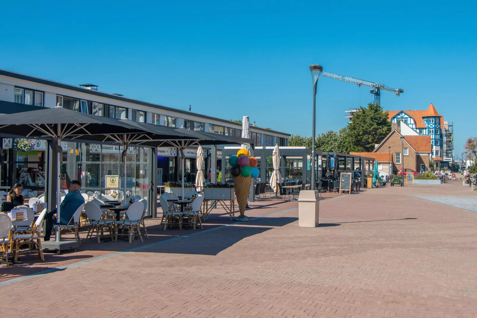 Resort Cadzand 4-Areas summer 1km