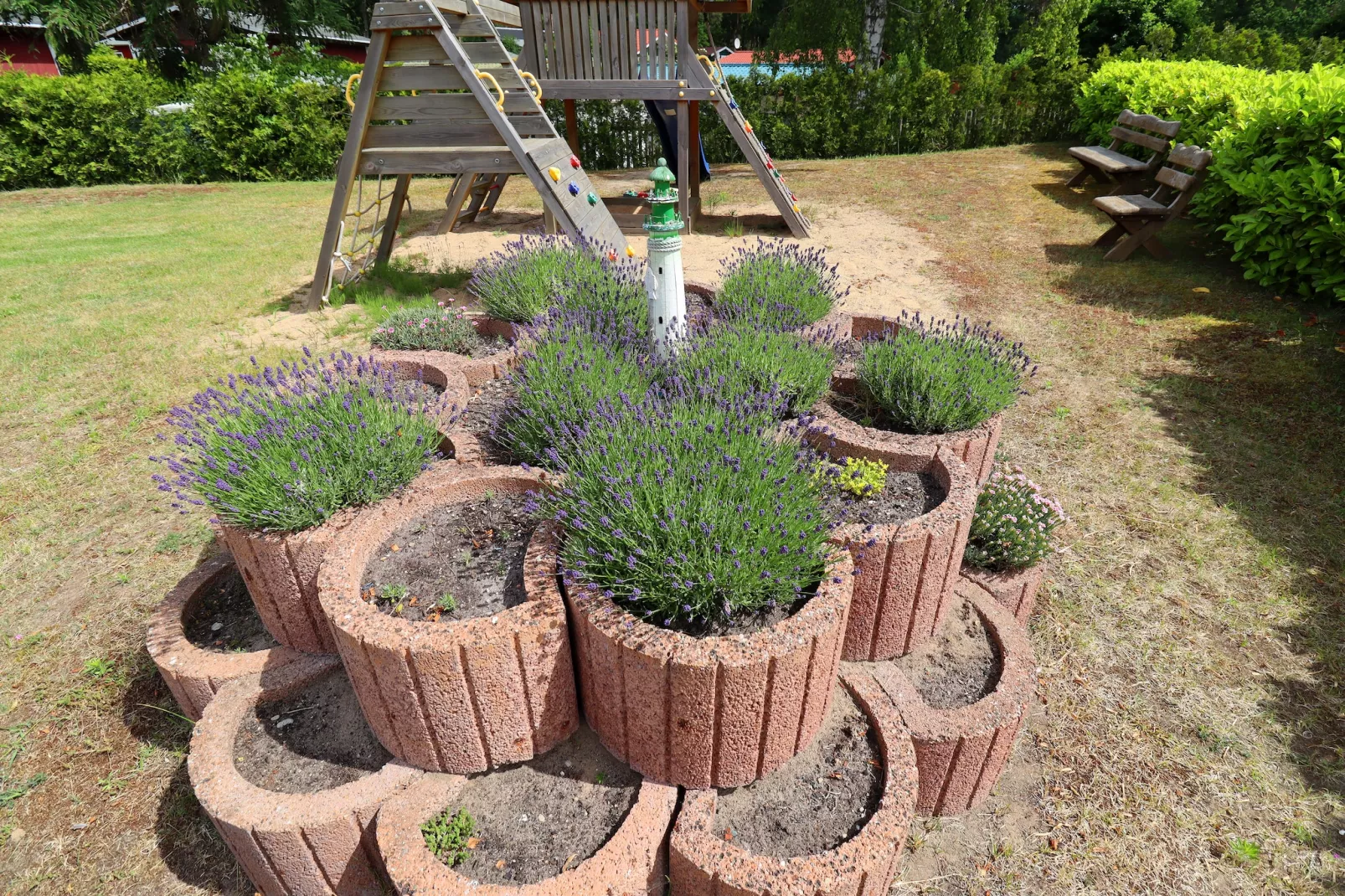 Räuberkuhle Koserow - Garten Sommer