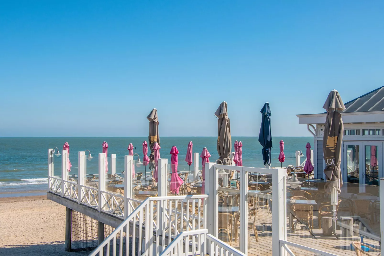Resort Cadzand 4-Areas summer 1km