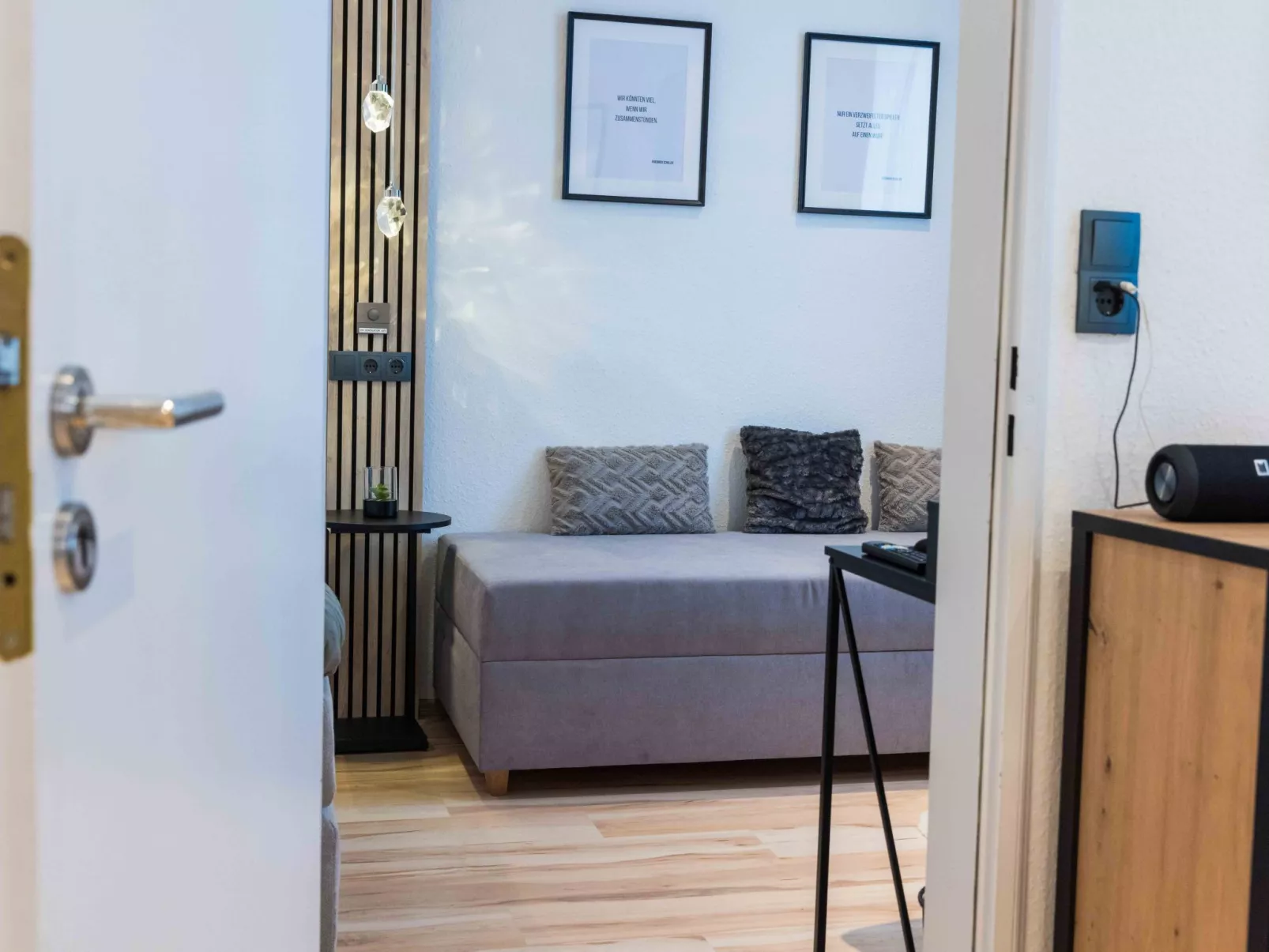 Schiller Apartment im Zentrum von Hof. Küche, Parkplatz, 250MBit Wlan - Inside