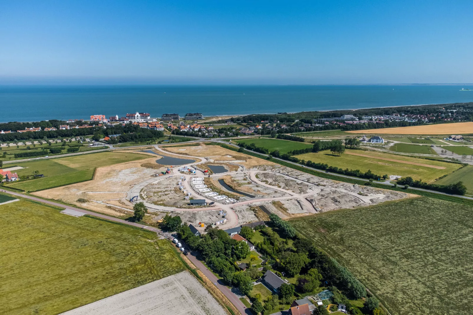 Resort Cadzand 4-Areas summer 1km