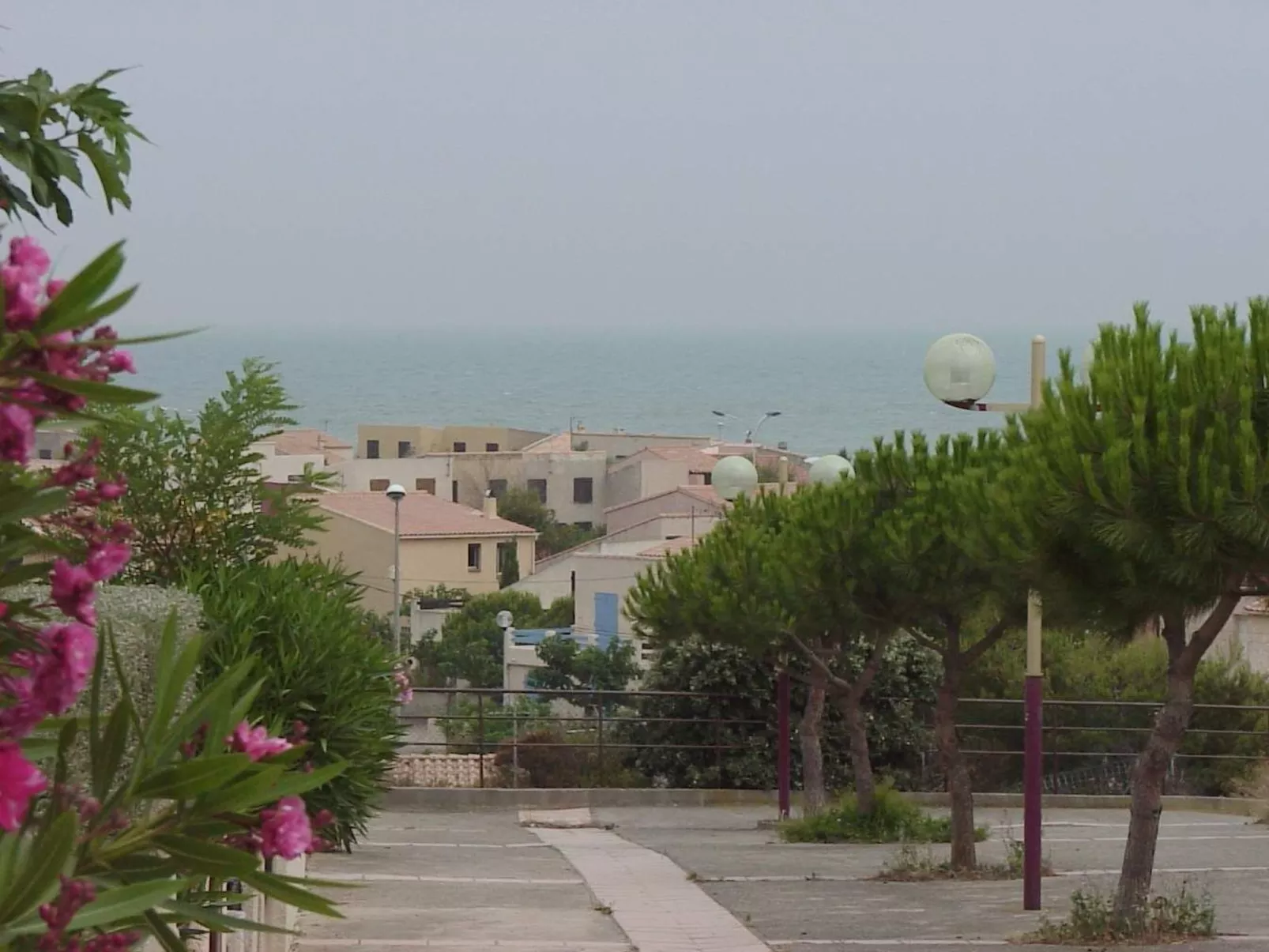 Maison Bleu - Image-tags.info