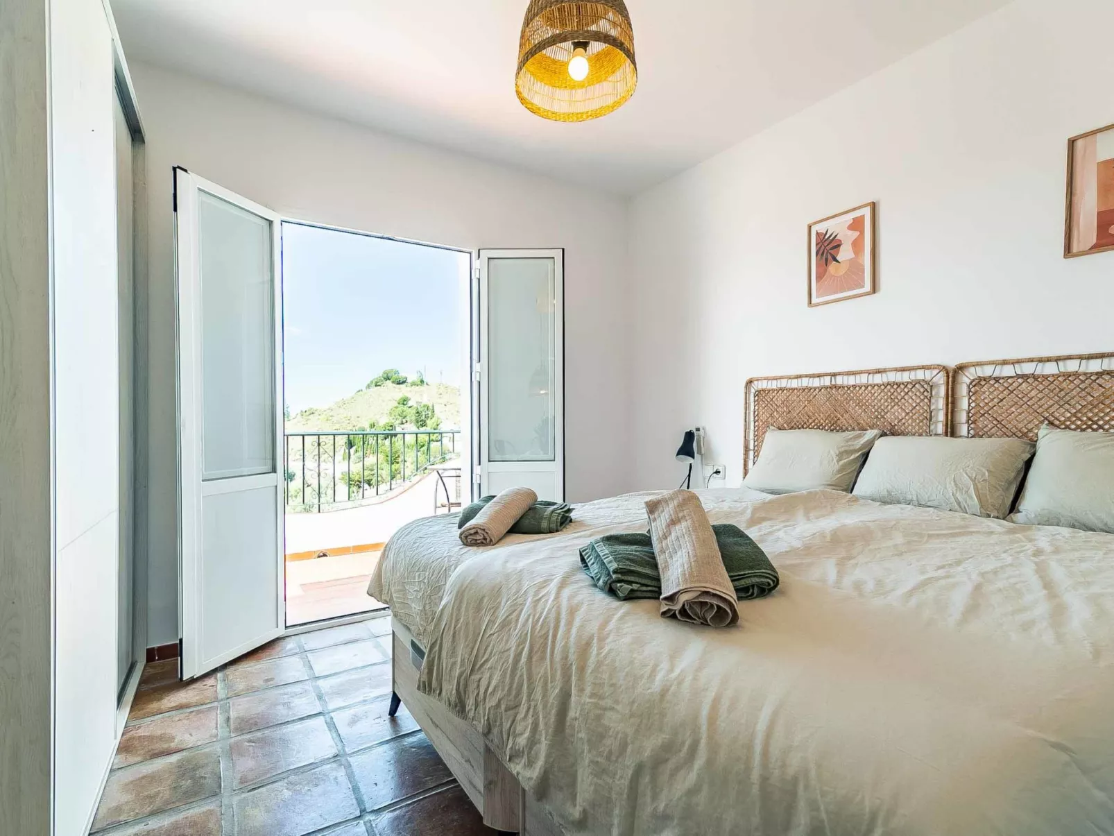 Hacienda Competa - Inside