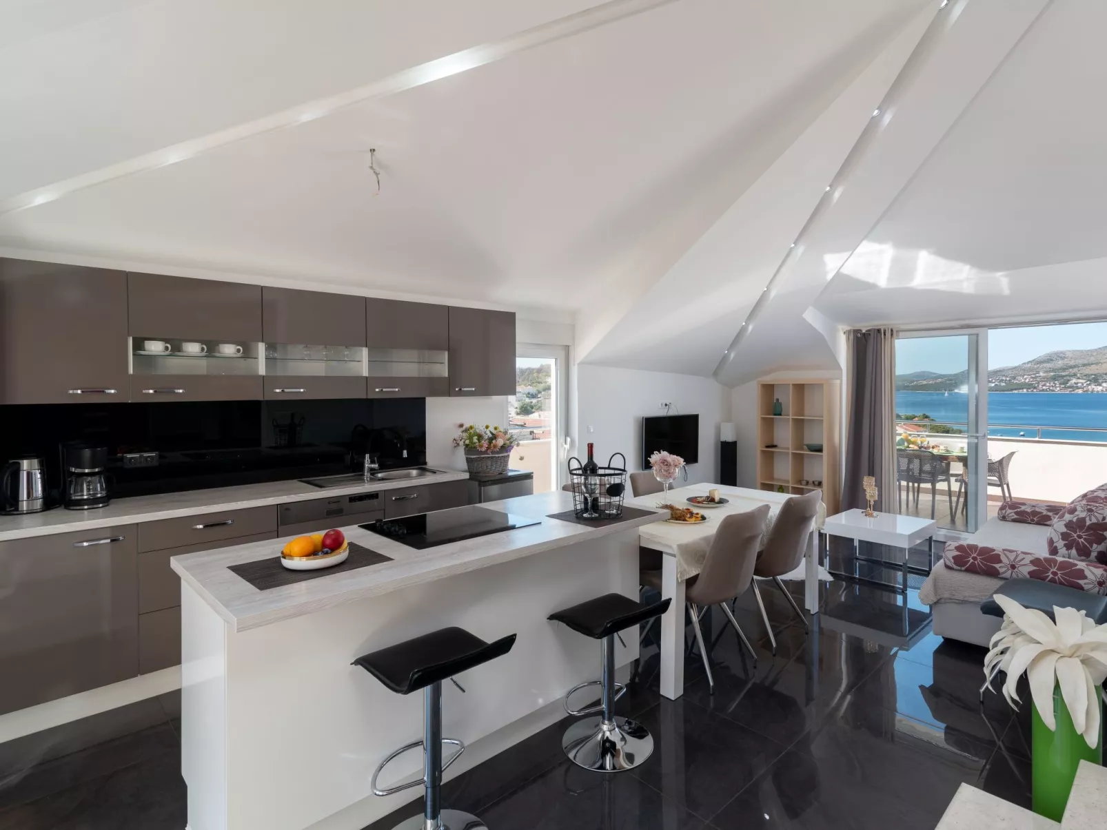 Moderne Ferienwohnung mit Gartennutzung, einem g - Image-tags.info