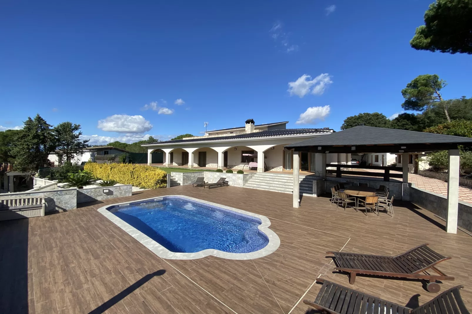 Vivalidays Villa Kiros - Outdoor