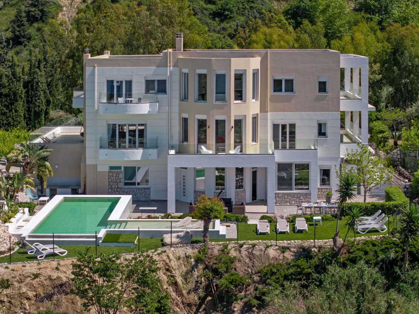 "Adamas Villa Rhodos" - Dehors