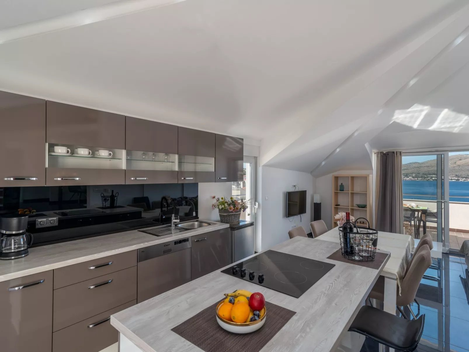 Moderne Ferienwohnung mit Gartennutzung, einem g - Image-tags.info