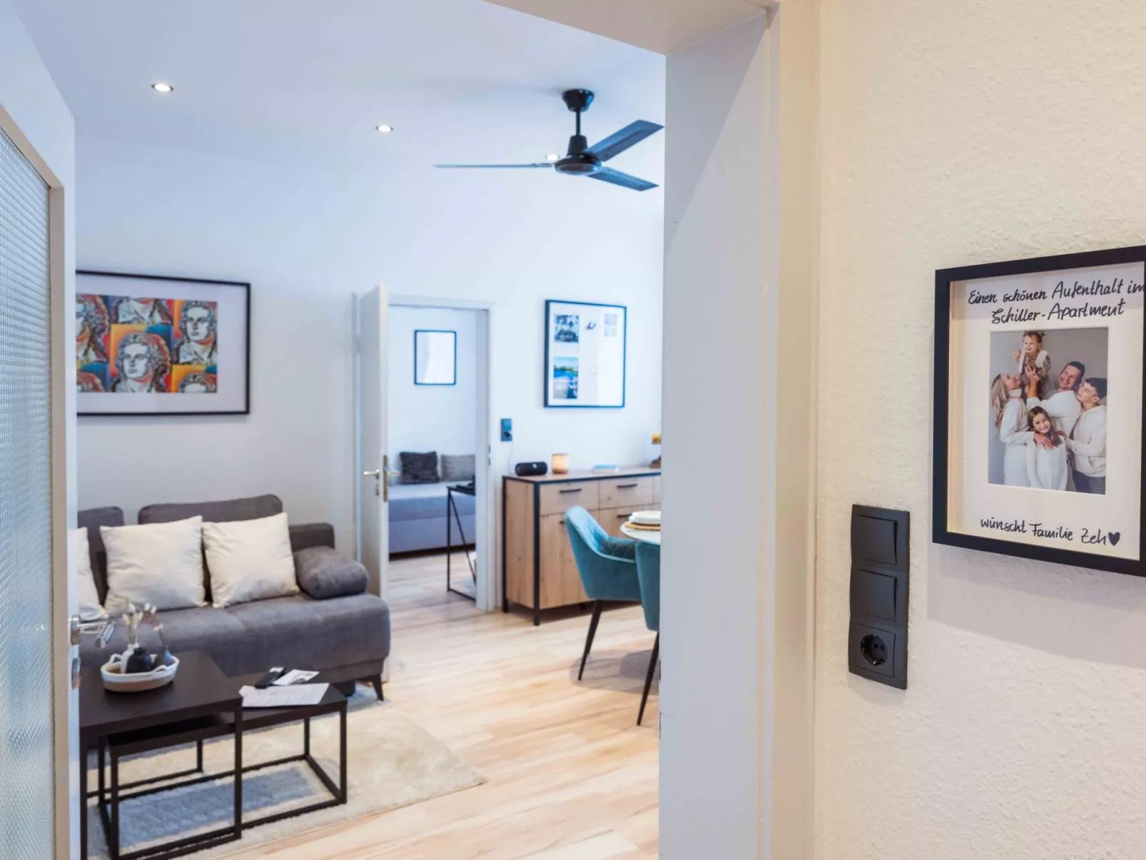 Schiller Apartment im Zentrum von Hof. Küche, Parkplatz, 250MBit Wlan - Inside