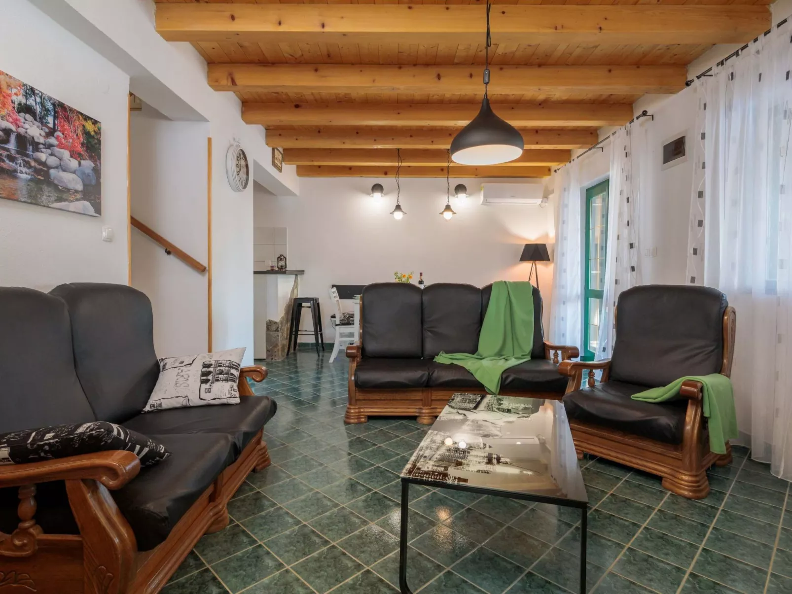 Villa Mystic Woods mit Pool - Image-tags.info