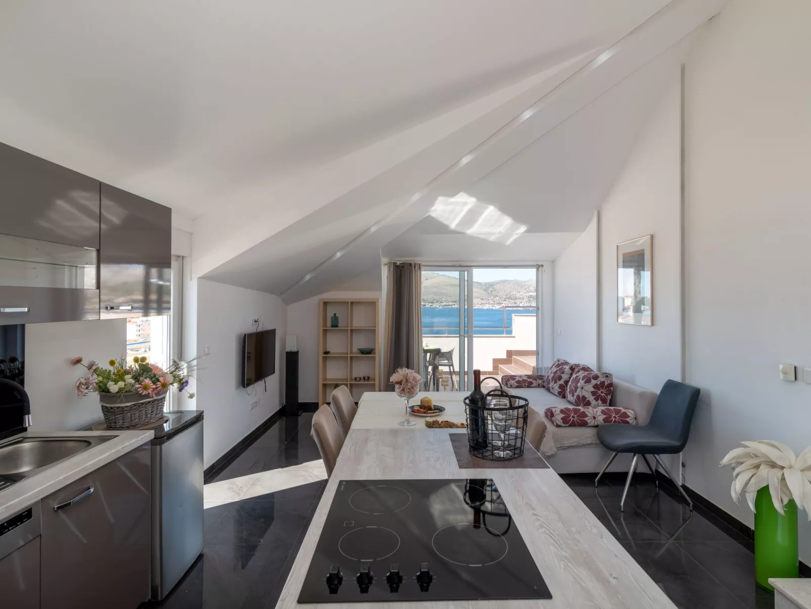 Moderne Ferienwohnung mit Gartennutzung, einem g - Image-tags.info