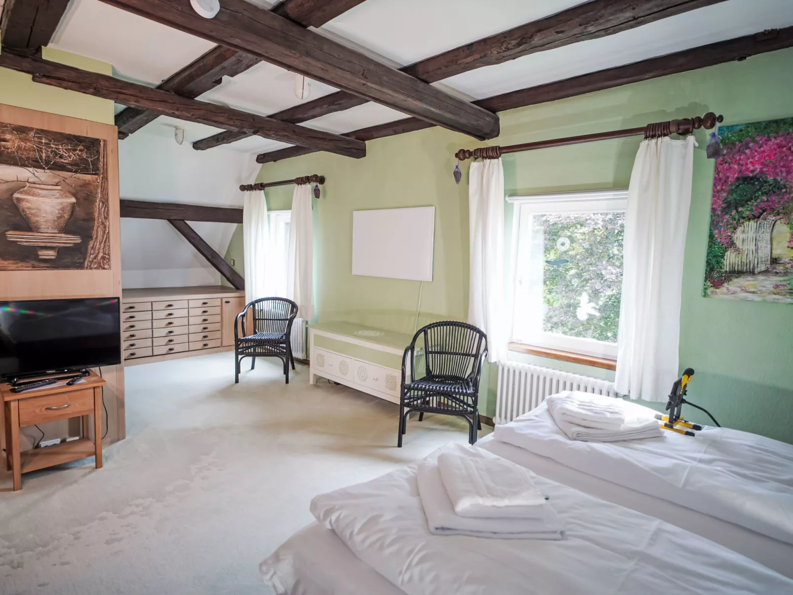 Schwarzwaldhof mit Pool & Sauna - Drinnen