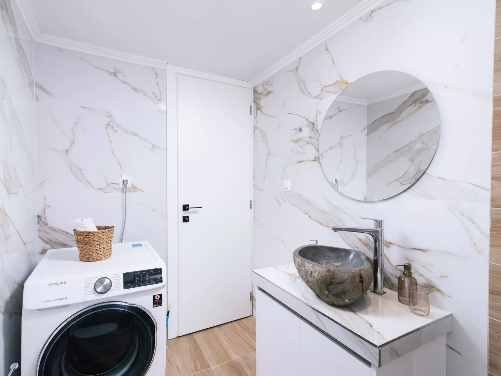 "Villa Dimelen" - Inside