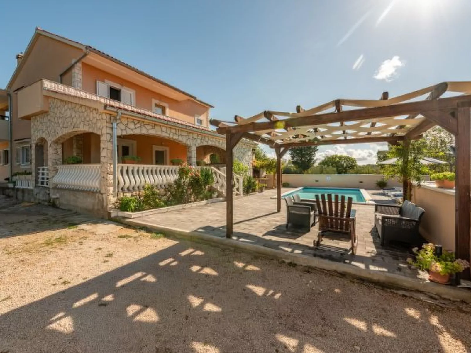 Holiday House Laetitia with pool - Image-tags.info