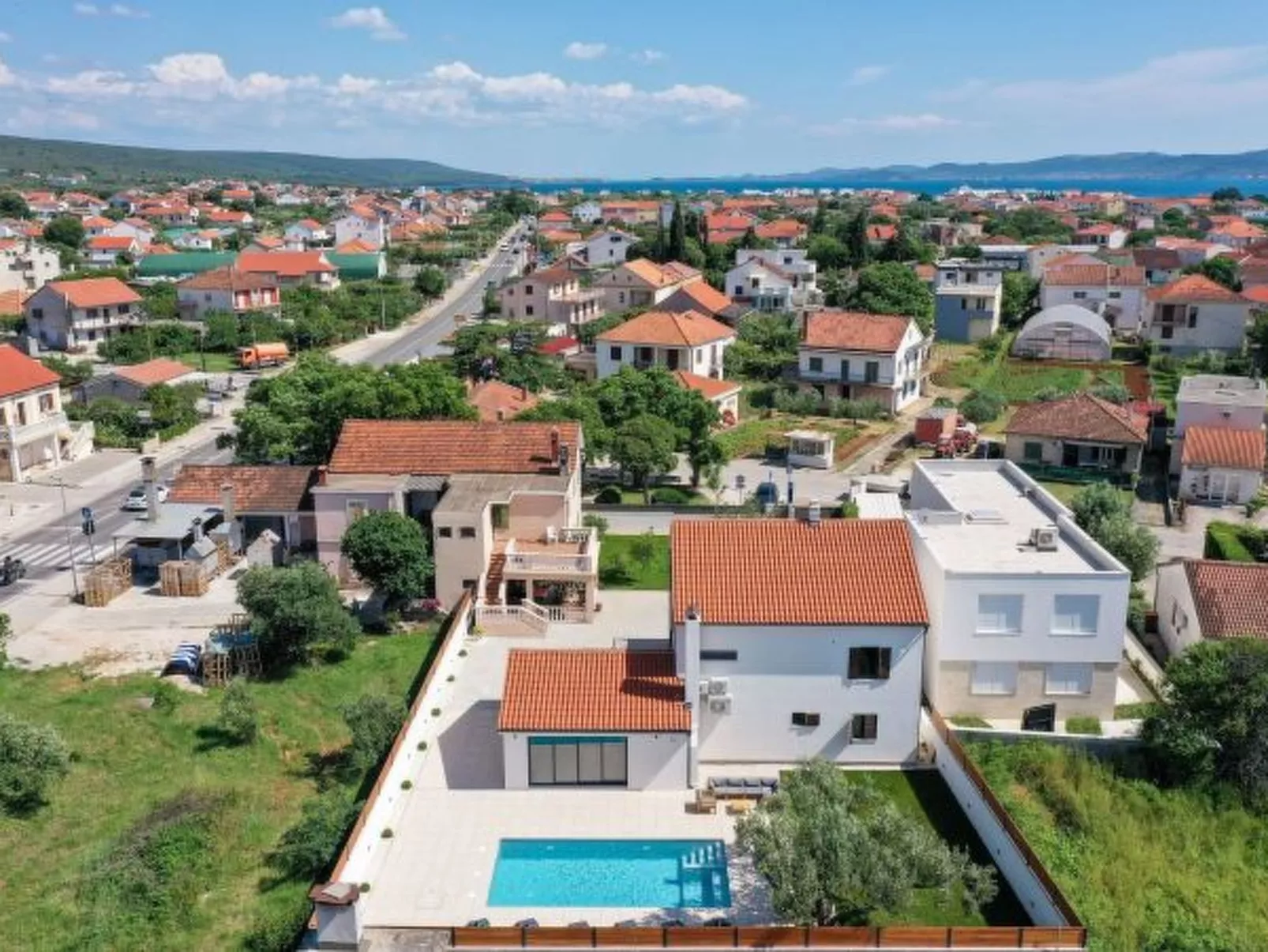 Villa Marta with heated pool and traditional taver - Image-tags.info